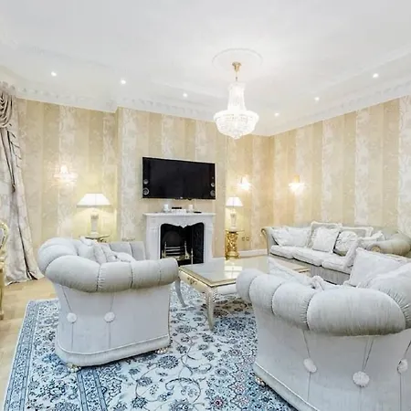 Aparthotel Bernadette *